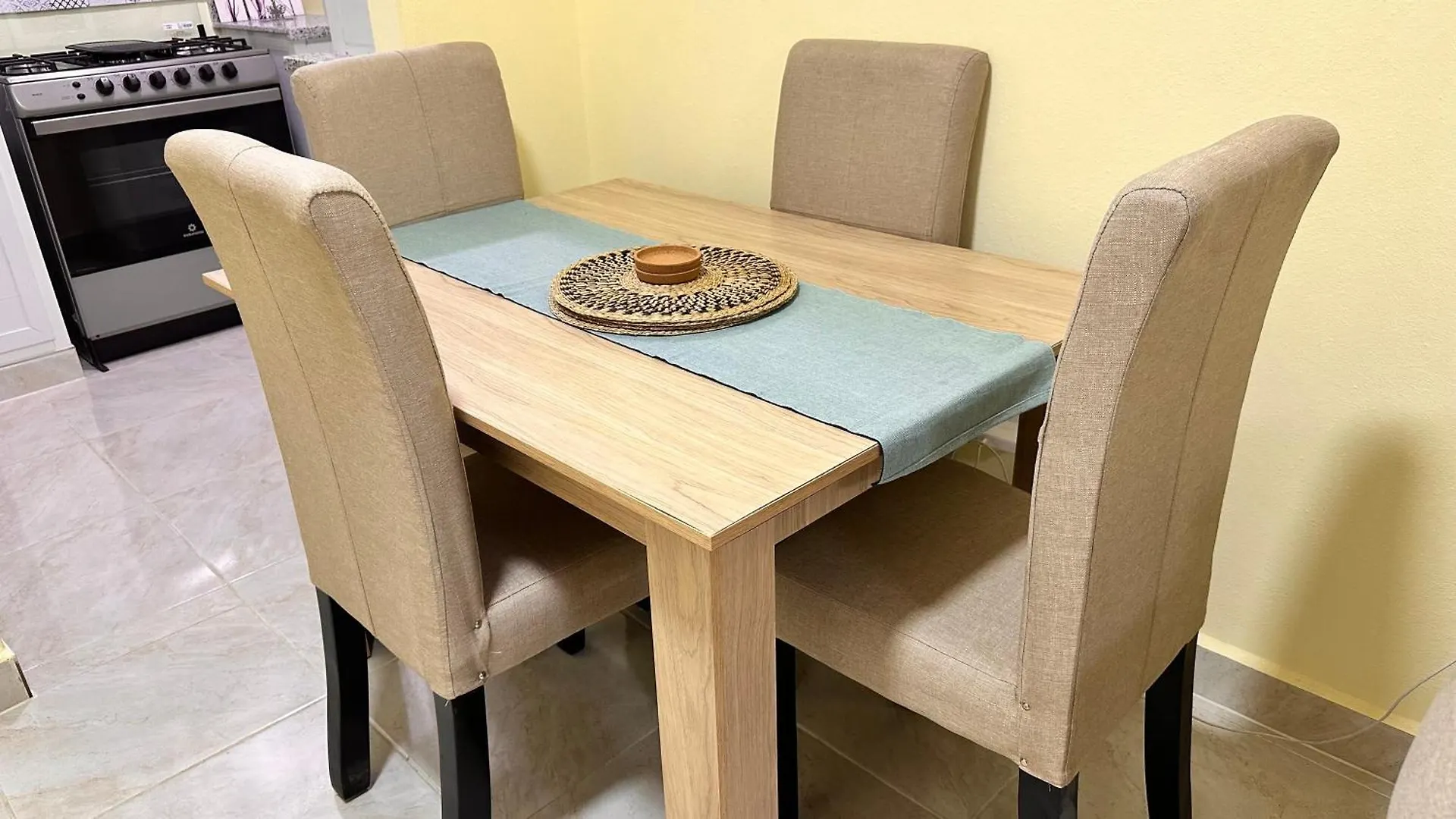Home Close To The Beach, Free Wifi & Parking, In Quiet Neighborhood Equipped With Acs Nagua 0*,